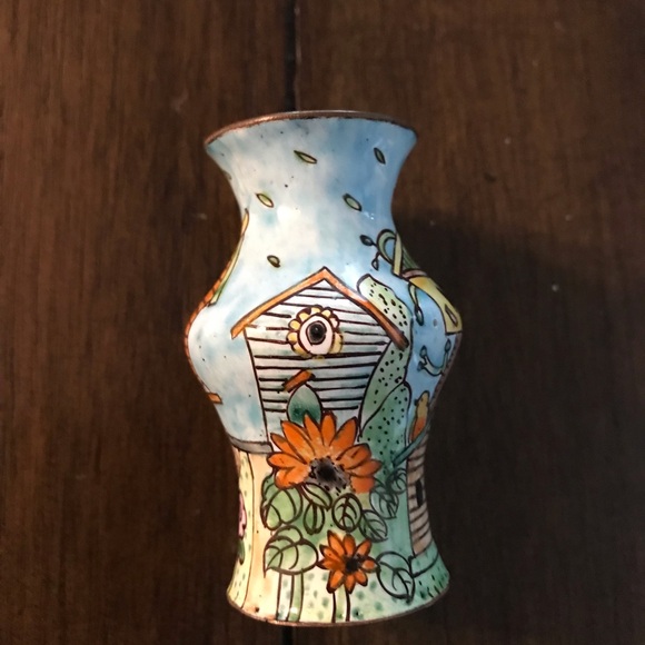 Miniature Empress arts vase - Picture 4 of 8